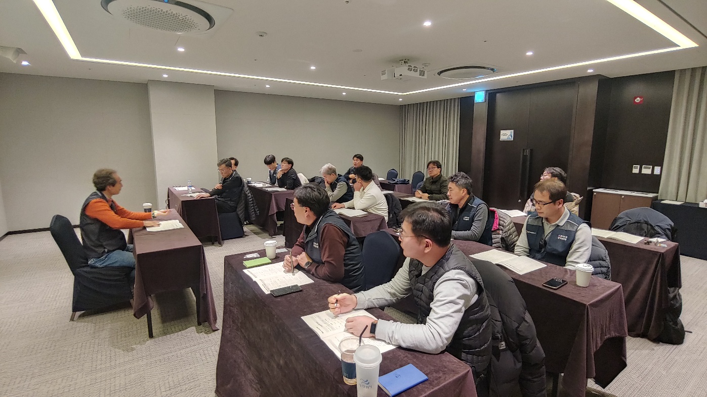 2023하반기 워크숍2.jpg