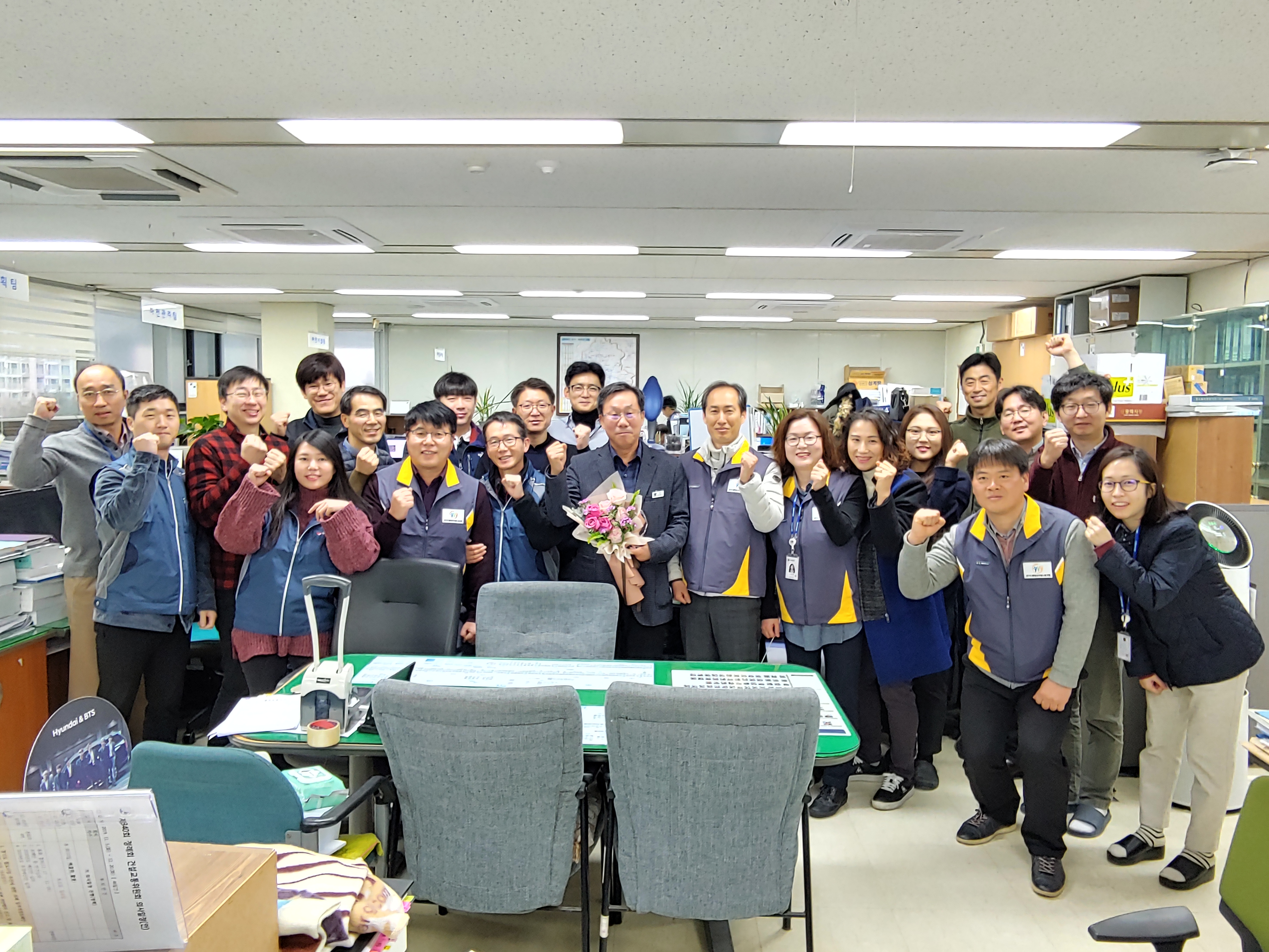 2019 베스트 간부공무원[하천과장 고강수].jpg