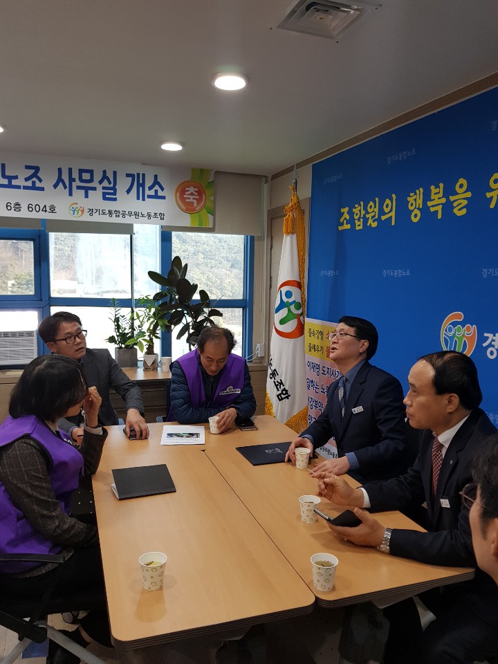 자치행정국장방문 (1).jpg